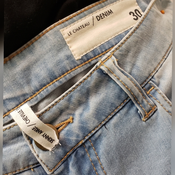 Looking for a Full Outfit?! Look no further. size medium/29 pant/handbag/boots! - Picture 7 of 7